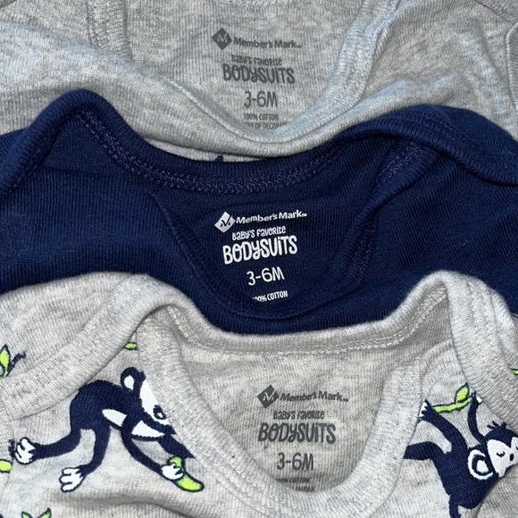 Bundle new 3-6 months onesies - Picture 5 of 6